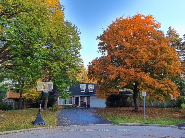 9 Elspeth Place, Markham