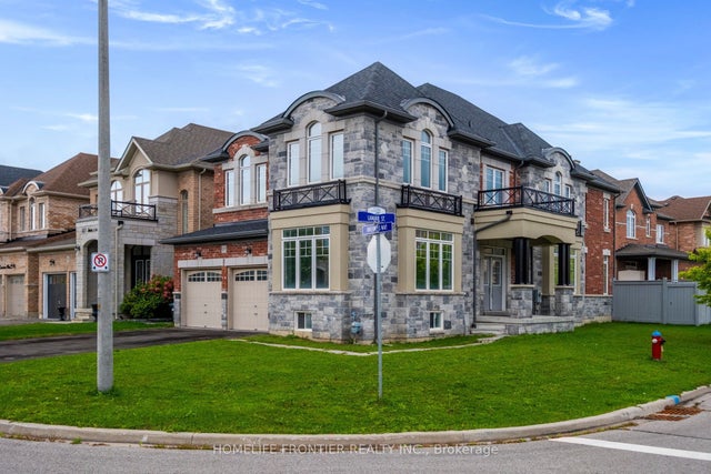 227 Inverness Way, Bradford West Gwillimbury