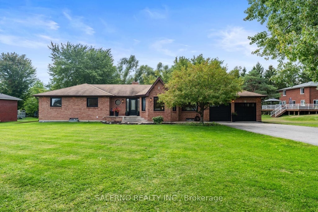 4372 10th Side Road, Bradford West Gwillimbury
