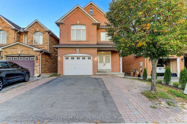 211 Kayla Crescent, Vaughan