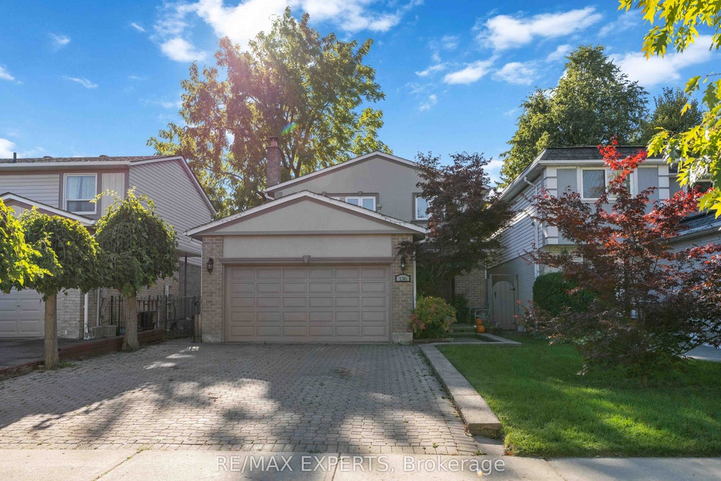 136 Holm Crescent, Markham