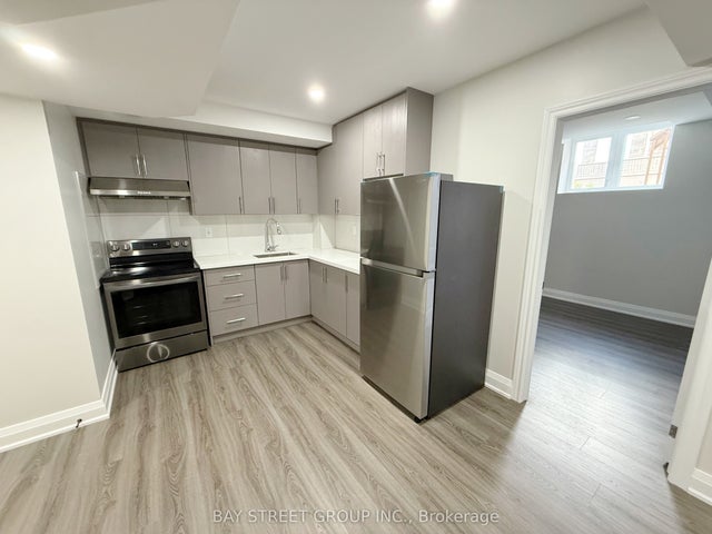 39 Crofting Crescent, Markham