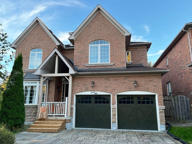 249 Kennedy Street W, Aurora