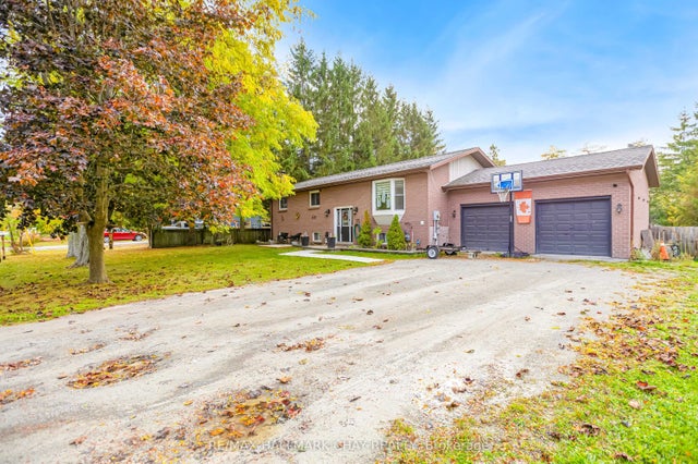 20 Howard Avenue, Brock