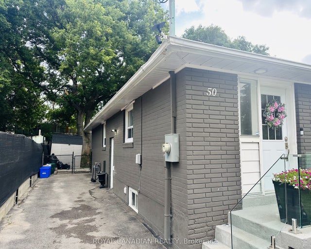 50 Walter Avenue Bsmt, Newmarket