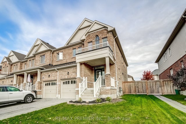 44 Weaver Terrace, New Tecumseth