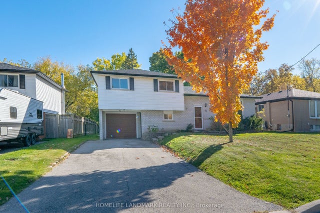 92 Lewis Drive, Newmarket