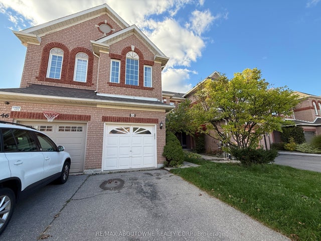 44 Craddock Street, Vaughan