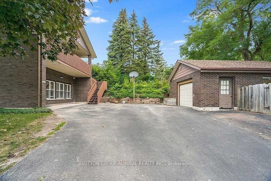 2238 4th Line Main, Innisfil