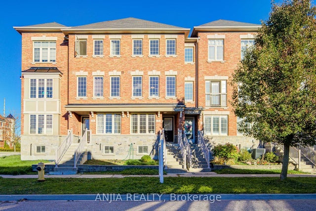 5 Valliere Drive, Markham