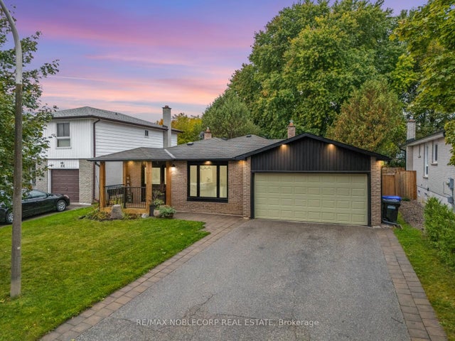 42 Mitchell Avenue, New Tecumseth