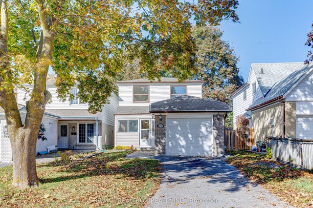 699 Jackson Court, Newmarket