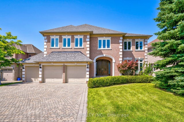 26 Clarendon Drive, Richmond Hill