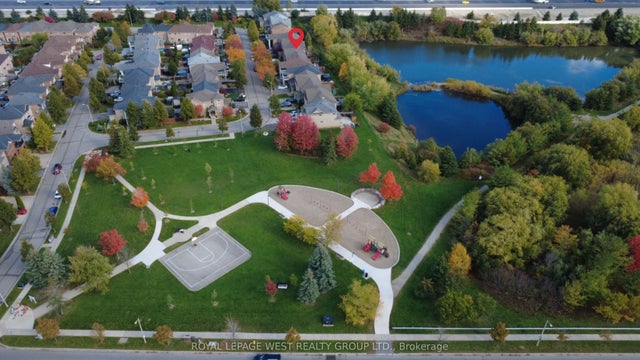 272 Wildberry Crescent, Vaughan