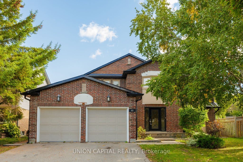 82 Old Yonge Street, Aurora