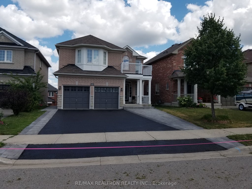 89 Patti Mcculloch Way #basement, Newmarket