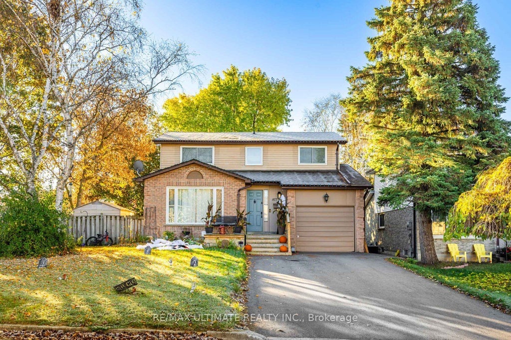 977 Ferndale Crescent Lower, Newmarket