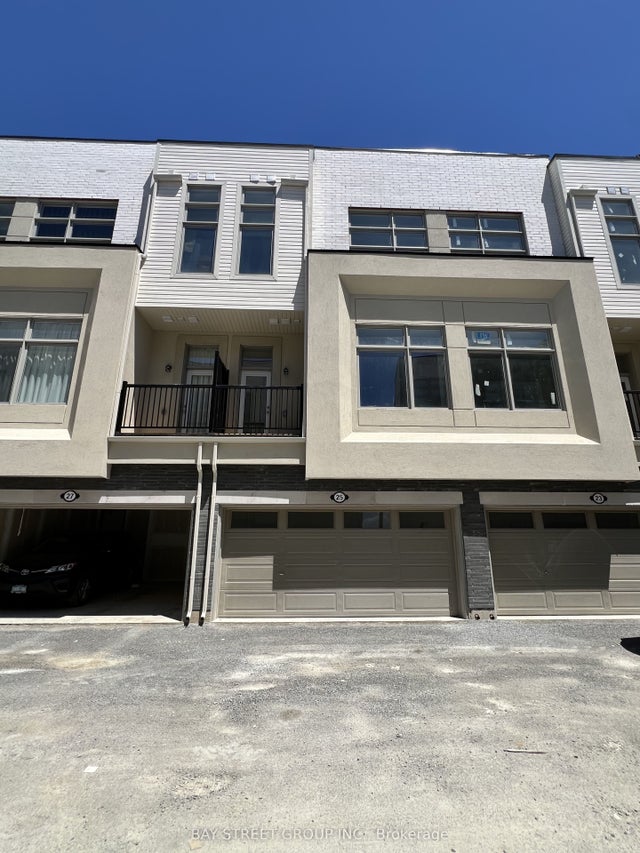 25 Albert Firman Lane, Markham