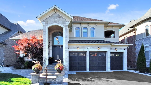 24 Hogan Court, King