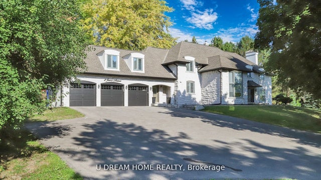 2 Jarvis Avenue, Aurora