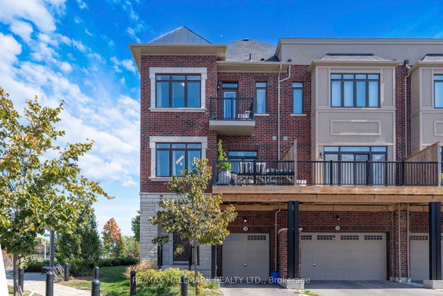 18 John Greene Lane, Richmond Hill