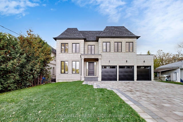 160 Lawrence Avenue, Richmond Hill