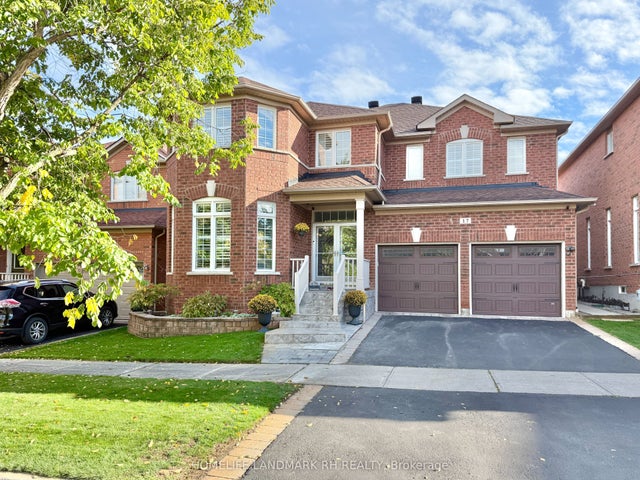 17 Gordon Weeden Road, Markham