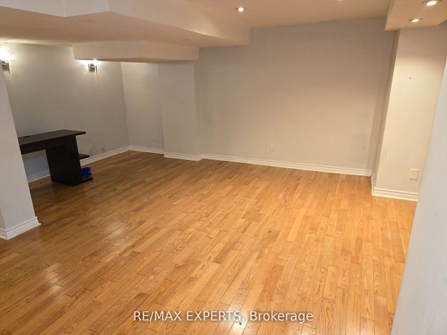 71 Thicket Trail, Vaughan