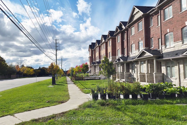 4798 16th Avenue, Markham