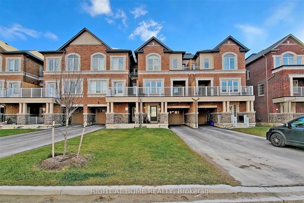71 Ness Drive, Richmond Hill