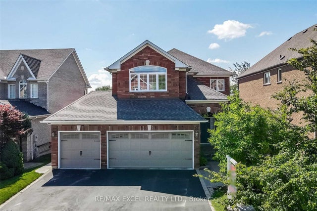 31 Green Meadow Crescent Upper Level, Richmond Hill