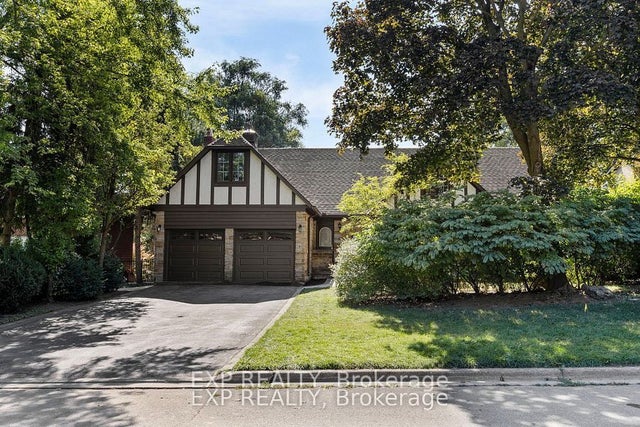 70 Hemingway Crescent, Markham