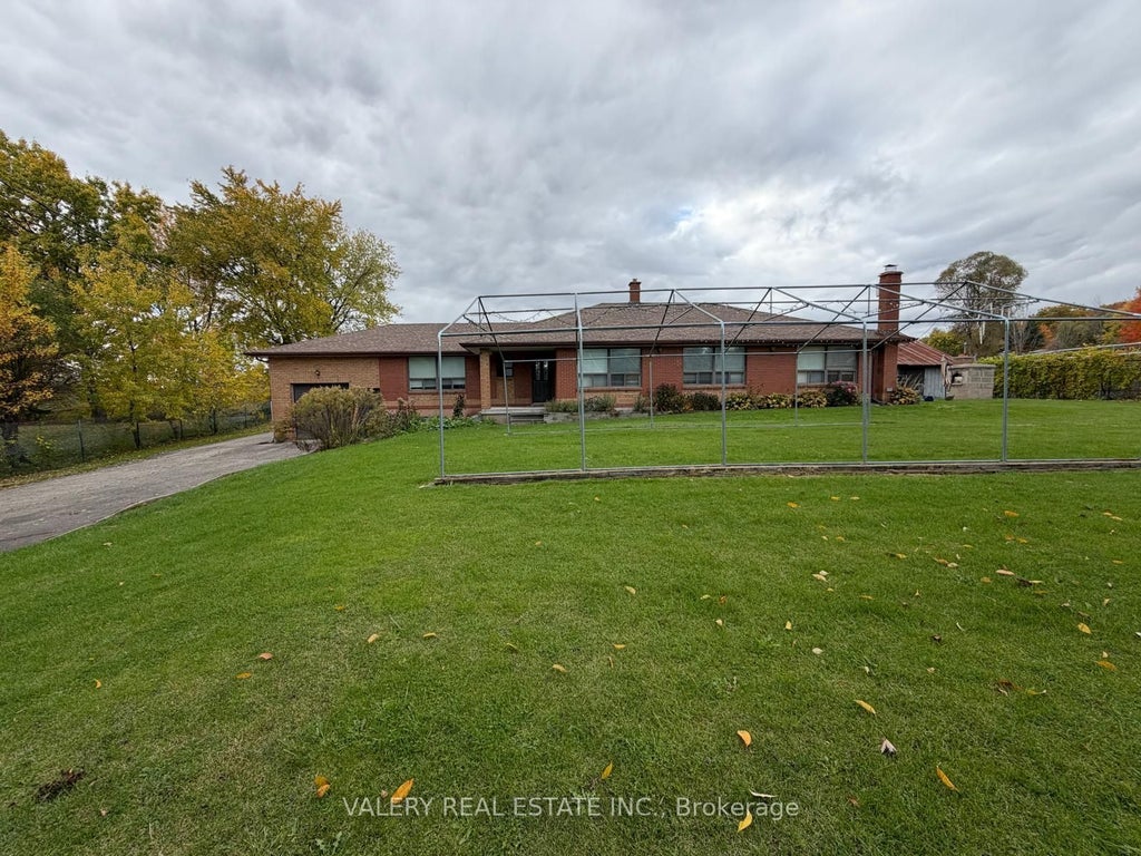 14420 Jane Street, King