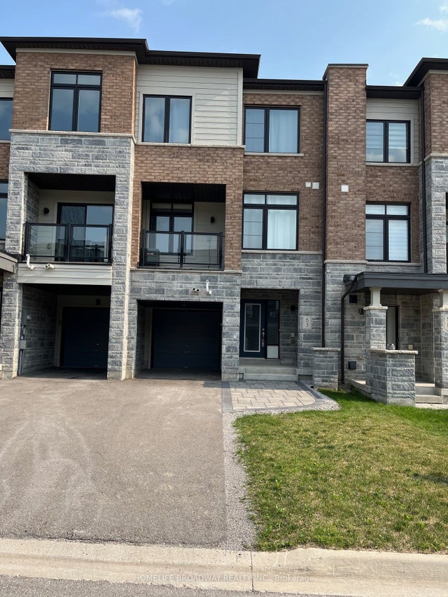 53 Vantage Loop, Newmarket