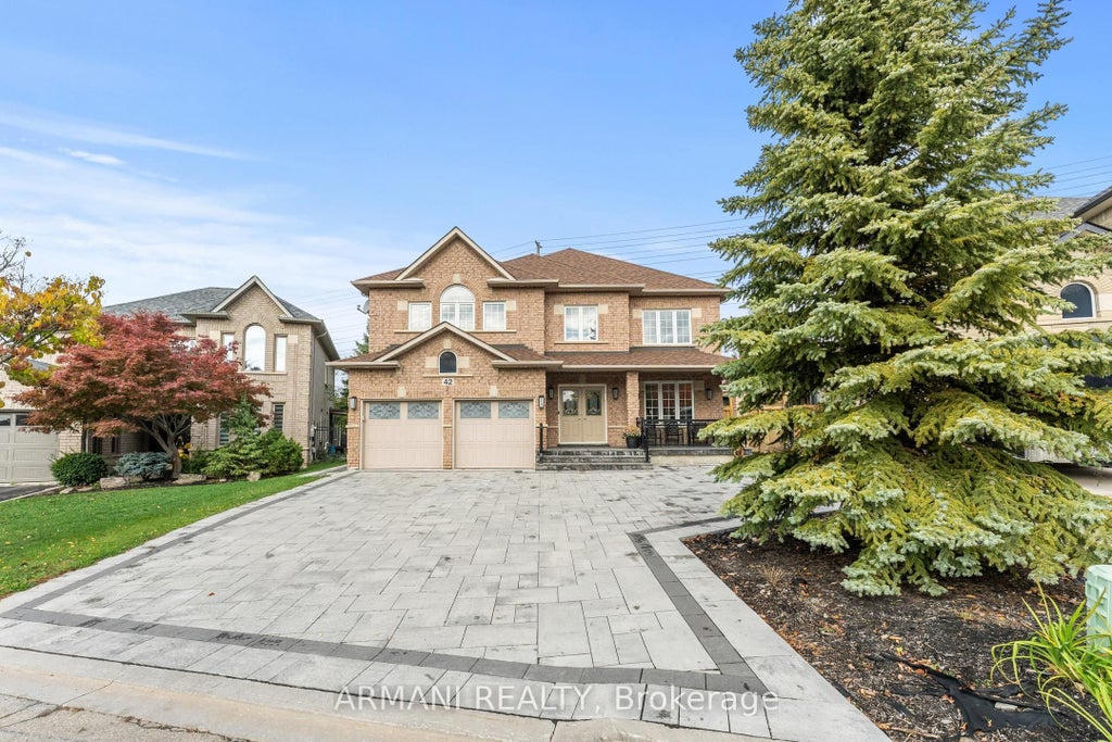 42 St Michele Place, Vaughan