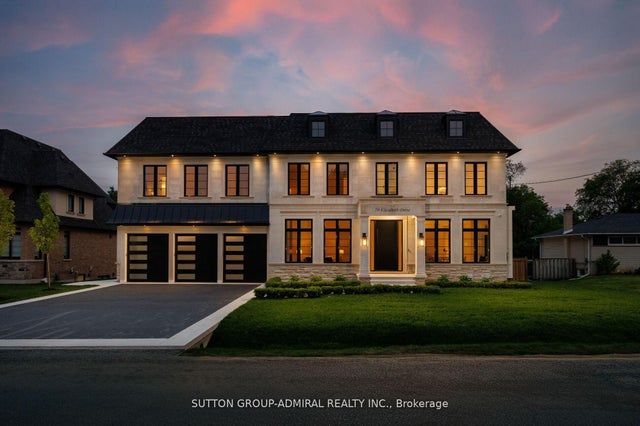 70 Elizabeth Drive, King