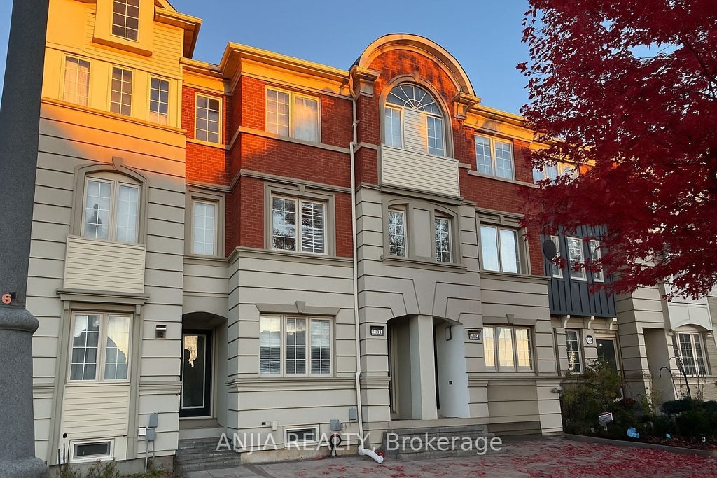 2670 Bur Oak Avenue, Markham