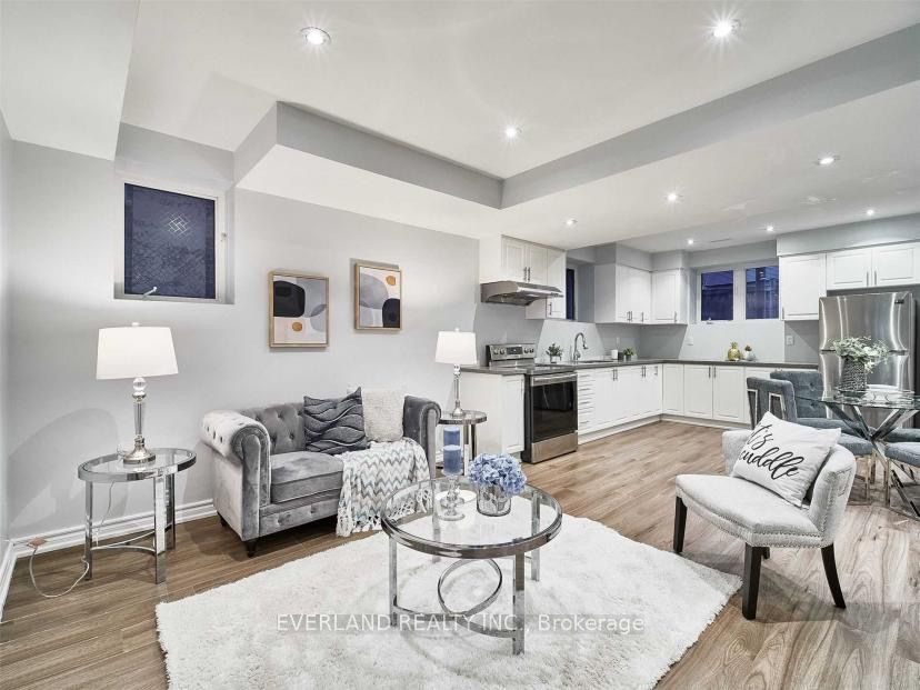 8 Tarmack Drive Bsmt, Richmond Hill