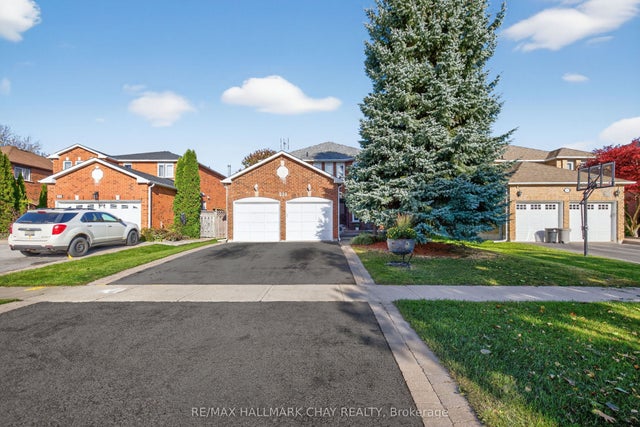 235 Elman Crescent, Newmarket