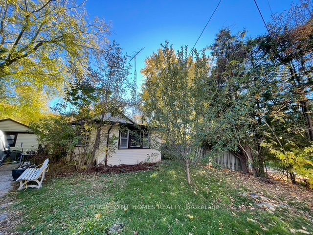 257 Cedarholme Avenue S, Georgina