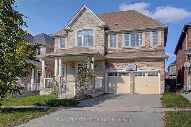 90 Gable Avenue N, Markham