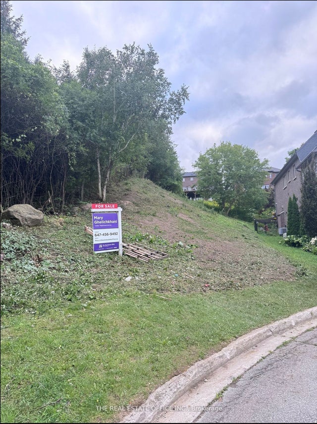 119 Stemmle Drive, Aurora