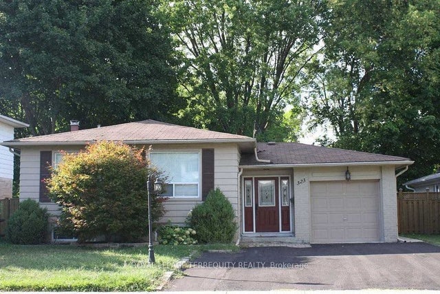 323 Towercrest Drive Basement, Newmarket