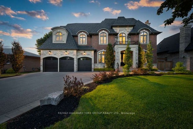 82 Elizabeth Grove, King