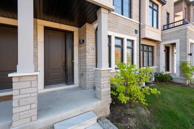 Blk 3-05 -74 De La Roche Drive, Vaughan