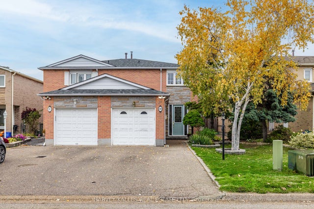 30 Brougham Drive, Vaughan