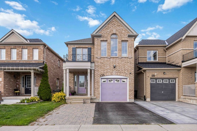 135 Armstrong Crescent, Bradford West Gwillimbury