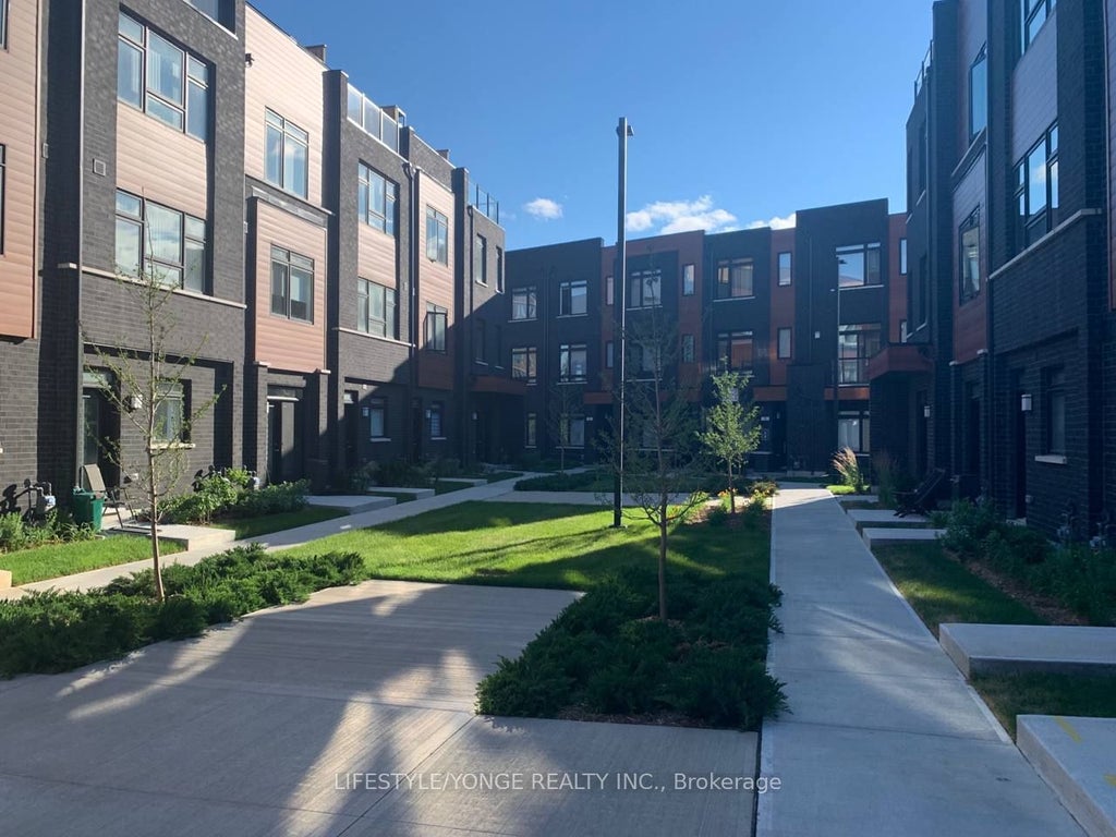 370 Red Maple Road 112, Richmond Hill