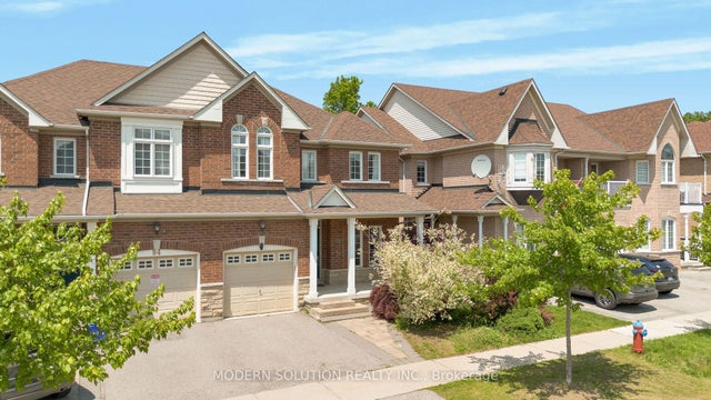 86 Lebovic Drive, Richmond Hill