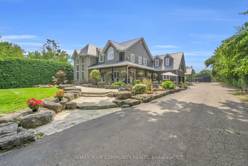 515 Lake Drive E, Georgina
